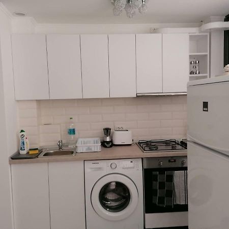 Appartement White Studio à Cluj-Napoca Extérieur photo